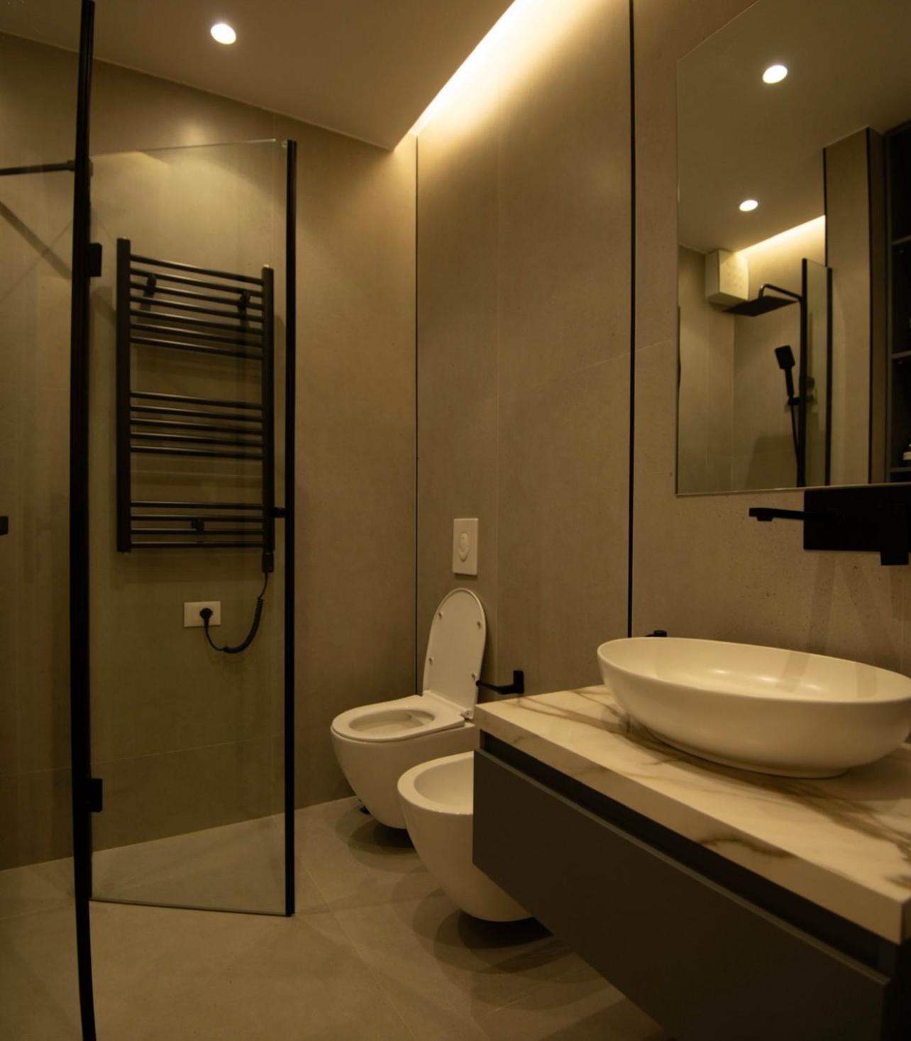 Luxurious Dreamy Seaside Apartment Дуррес Экстерьер фото