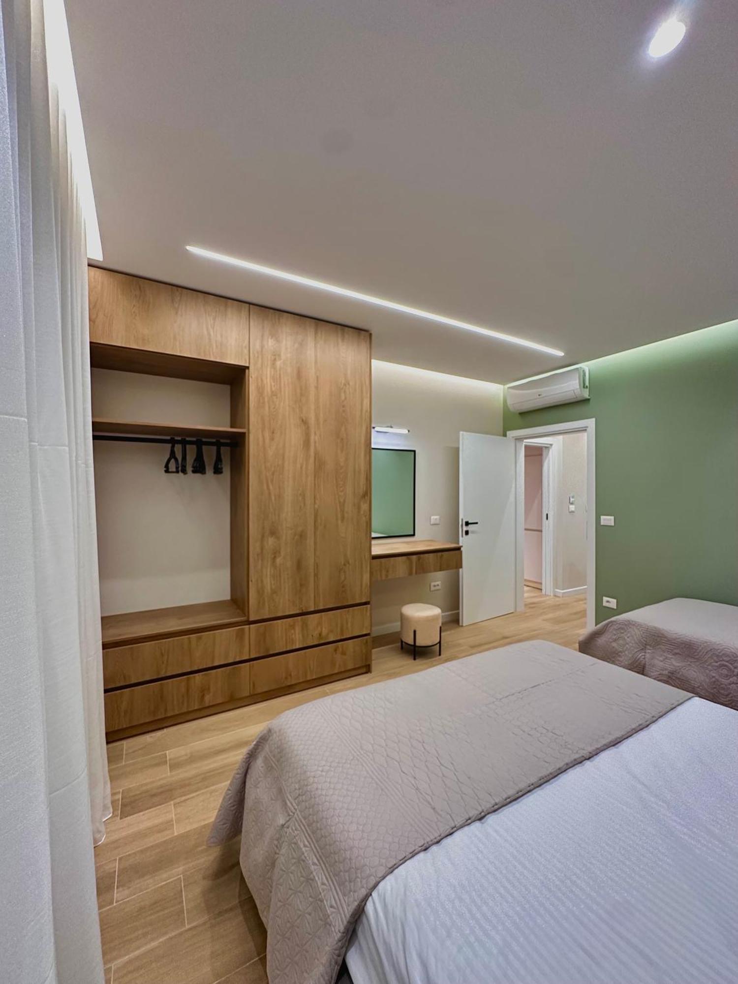 Luxurious Dreamy Seaside Apartment Дуррес Экстерьер фото